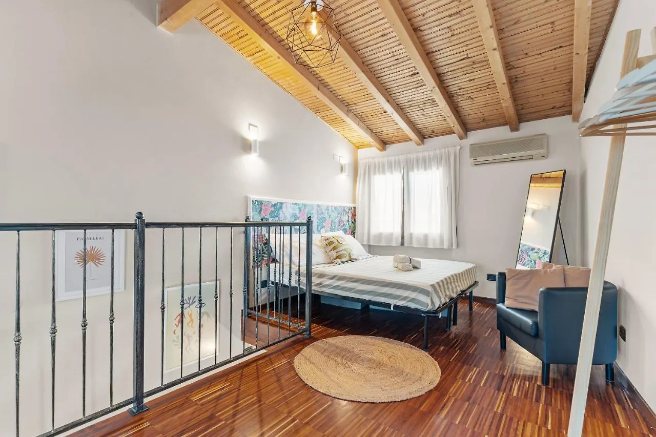 Charming Loft Duomo - Porta Romana Milán Apartmán