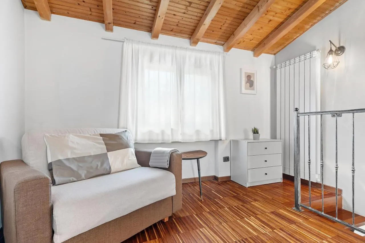 Charming Loft Duomo - Porta Romana Milano Lägenhet