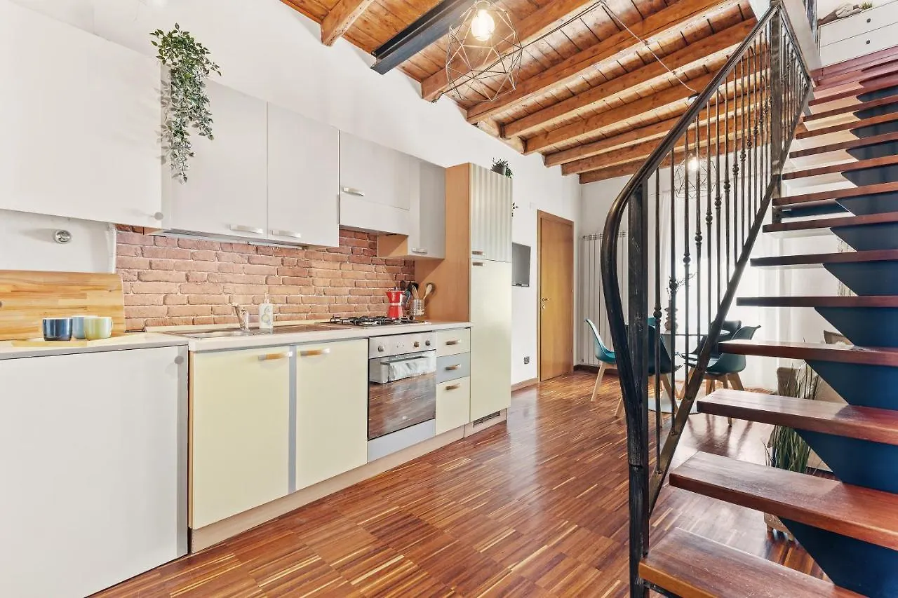 Charming Loft Duomo - Porta Romana Milano Lägenhet